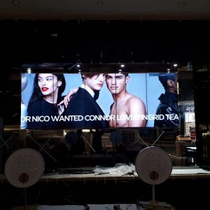 Tom Ford 5×1 55inch video wall, Luxe Mall Manila (2)